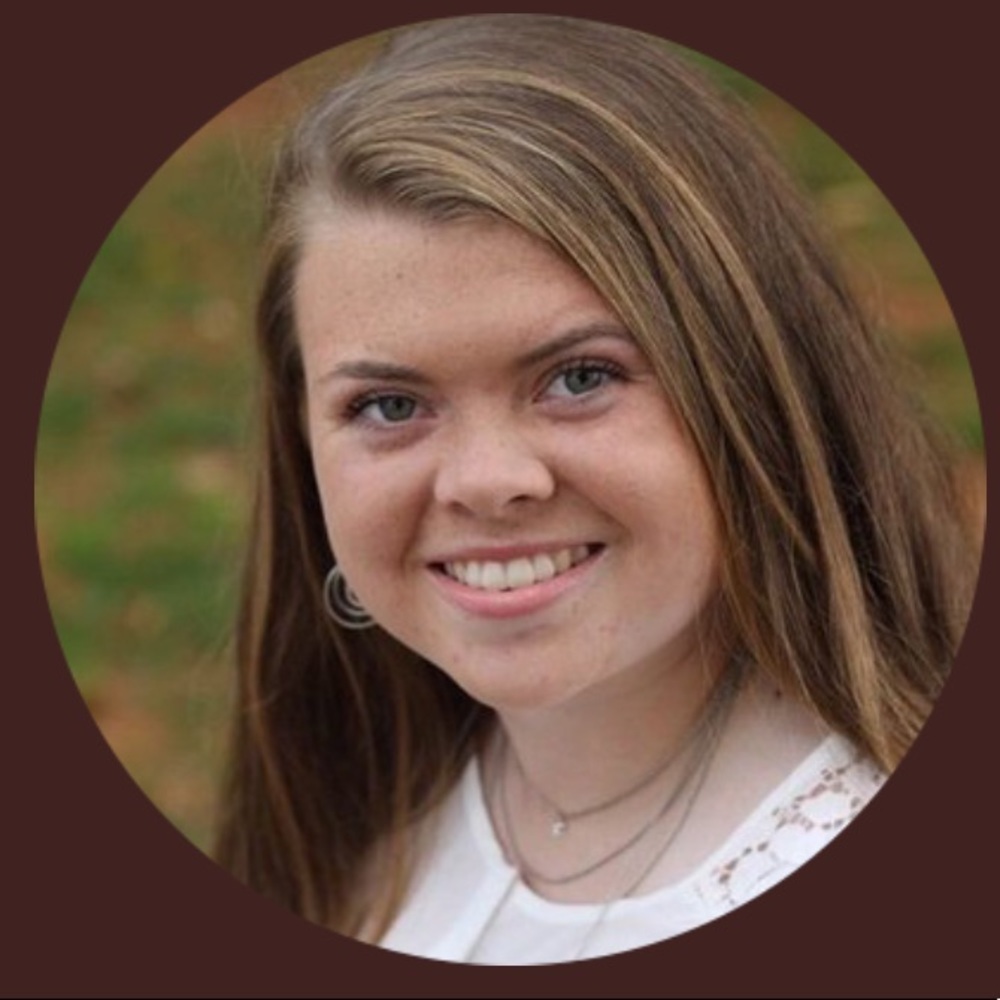 Meet your Posher, Cassandra